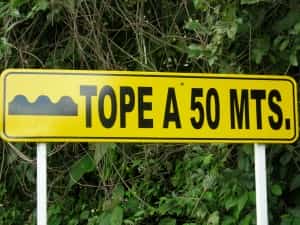 Driving in Mexico with Topes Car Insurance for Mexico online