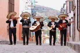 Mariachis serenade Mexican Insurance for cars from Mexican Insurance Store