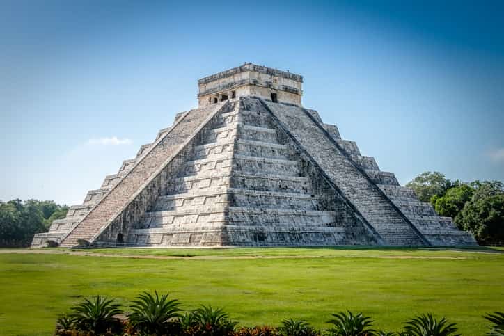 Mayan Temple Pyramid of Kukulkan